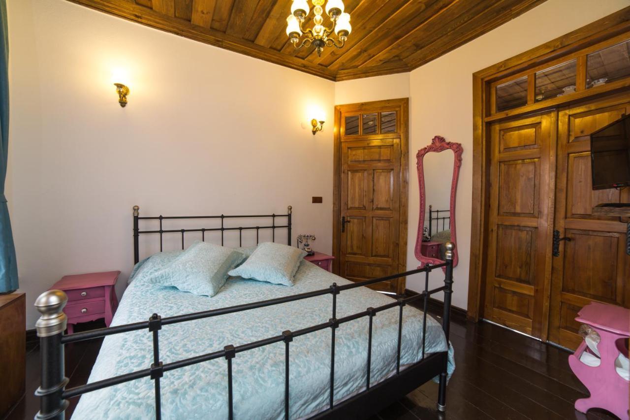 Aristonicus Boutique Hotel แบร์กามา ภายนอก รูปภาพ