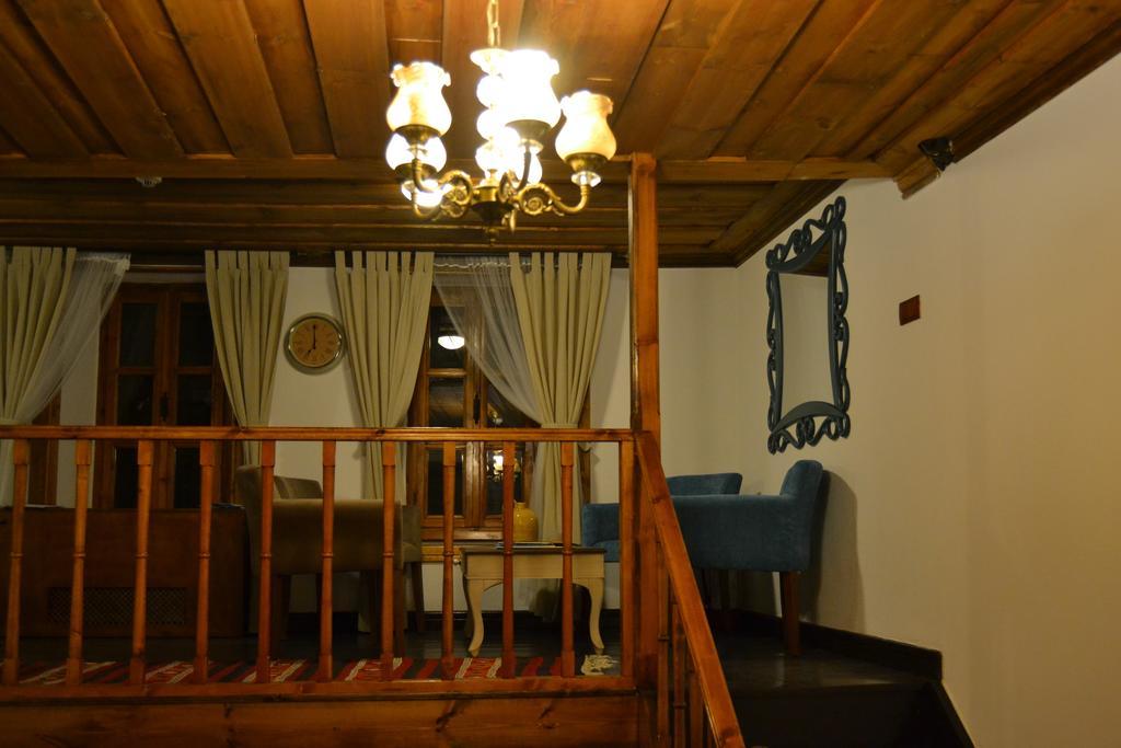 Aristonicus Boutique Hotel แบร์กามา ภายนอก รูปภาพ